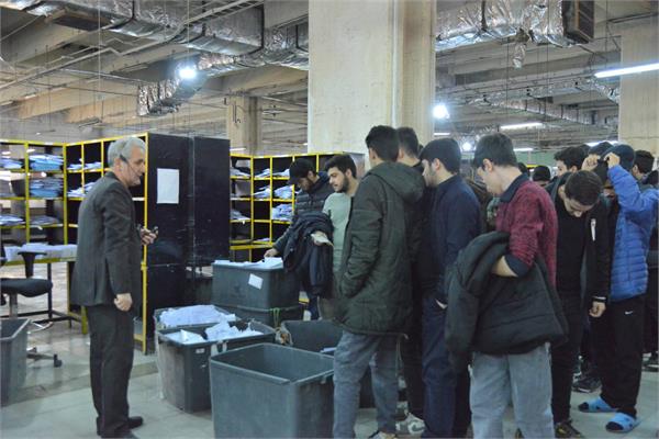 بازدید اردوی پیشرفت از مرکز تجزیه مبادلات شرکت ملی پست